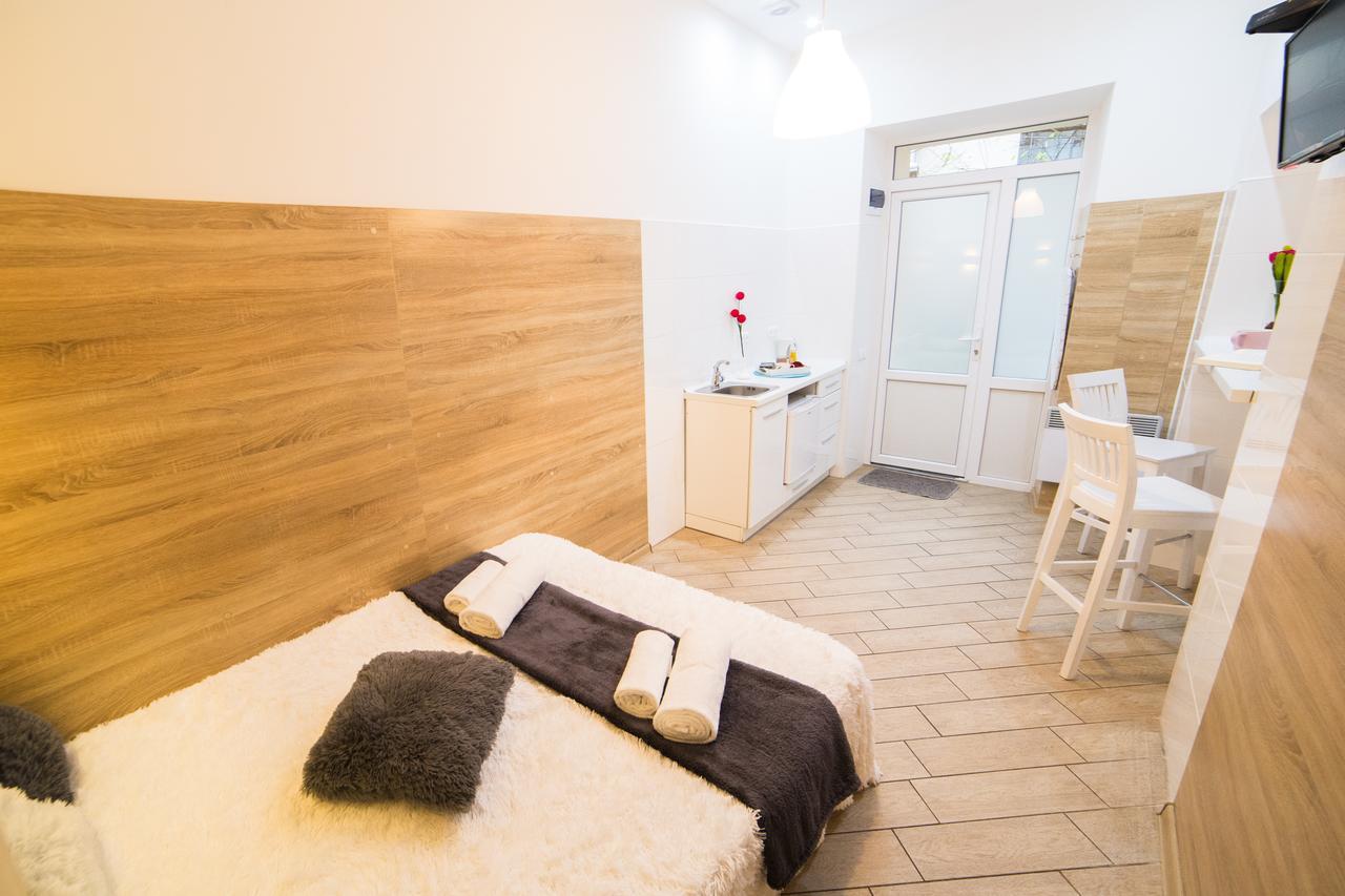 Smart Apartment On Filatova Львів Екстер'єр фото