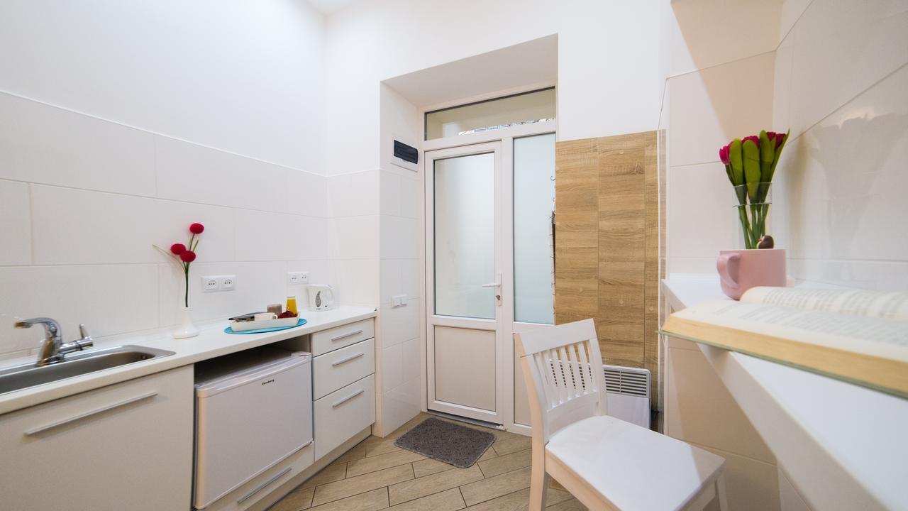 Smart Apartment On Filatova Львів Екстер'єр фото