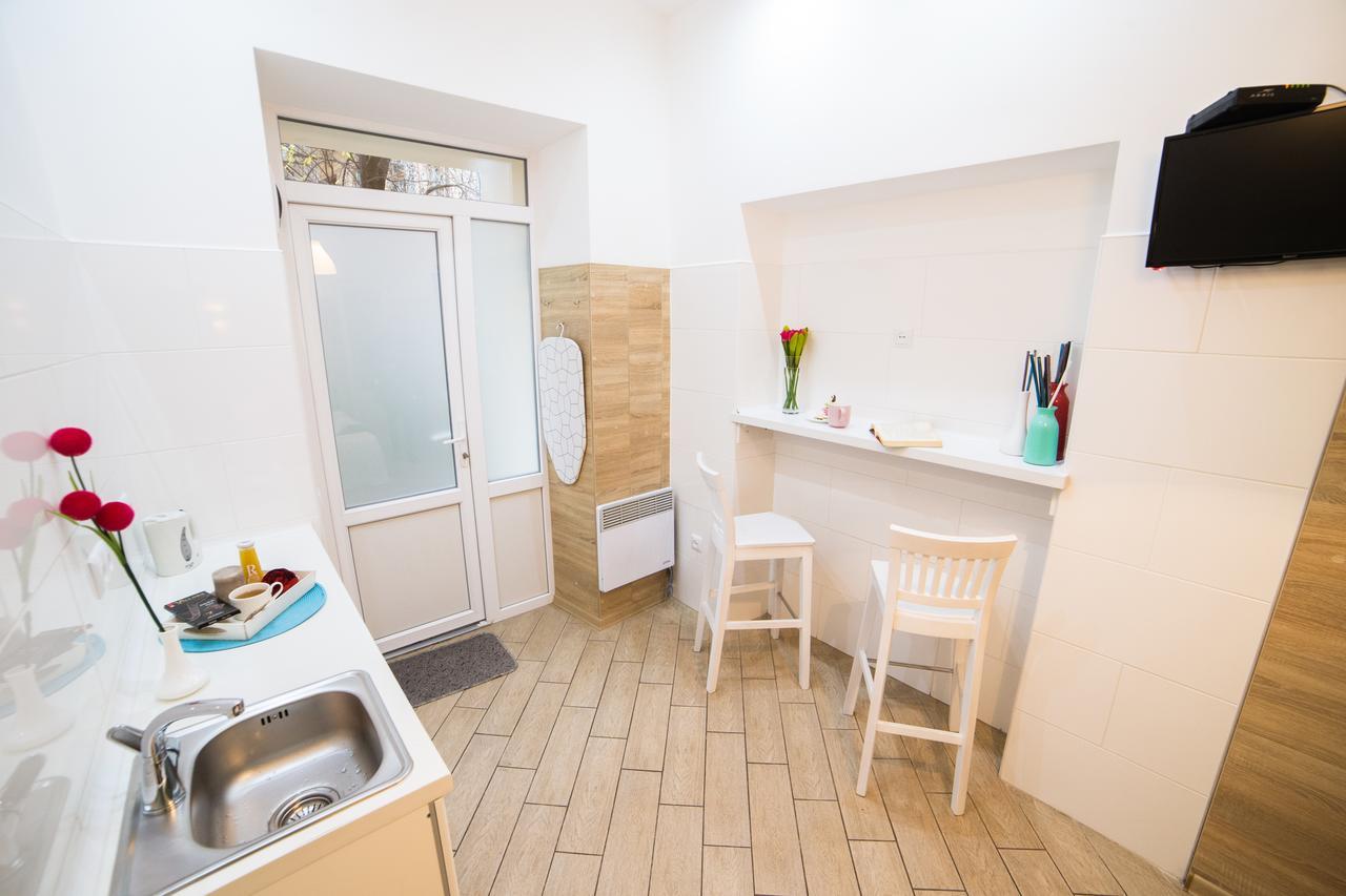 Smart Apartment On Filatova Львів Екстер'єр фото
